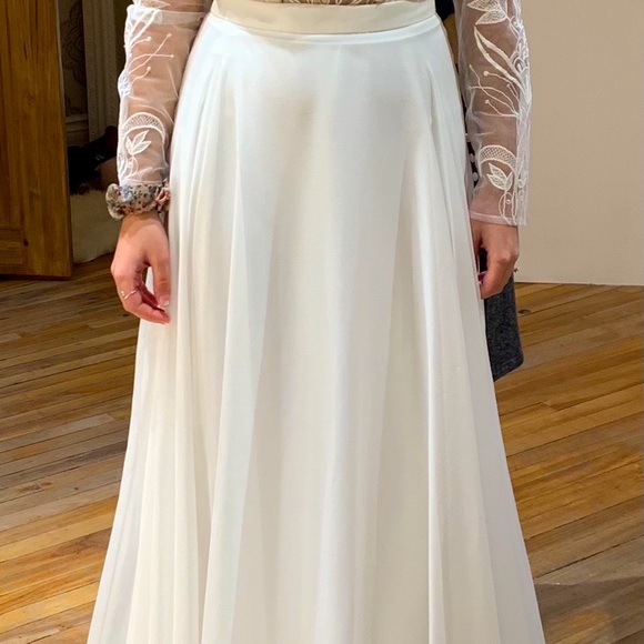 Brand New Two Piece Wedding Dress - Picture 4 of 5